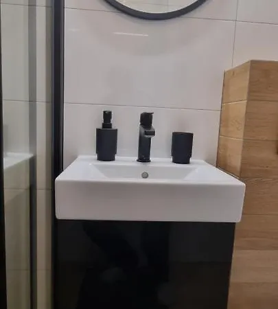 Zabcia - Przy Skm Zabianka Kolo Sopotu *