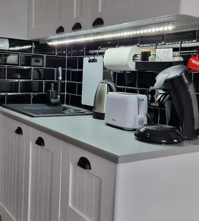 Zabcia - Przy Skm Zabianka Kolo Sopotu Apartmán *